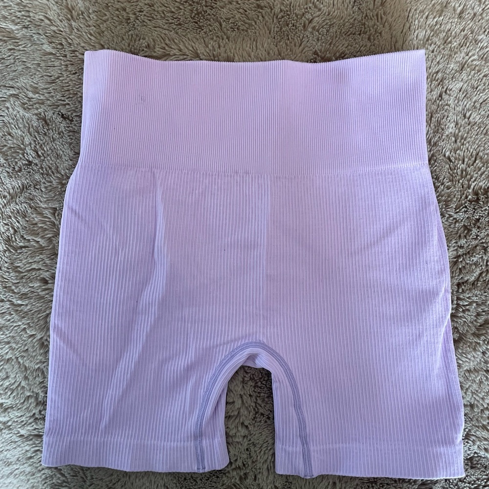 Ribbed workout shorts